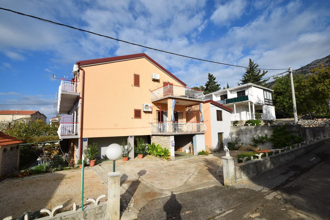 Apartments Mira スタリグラード エクステリア 写真