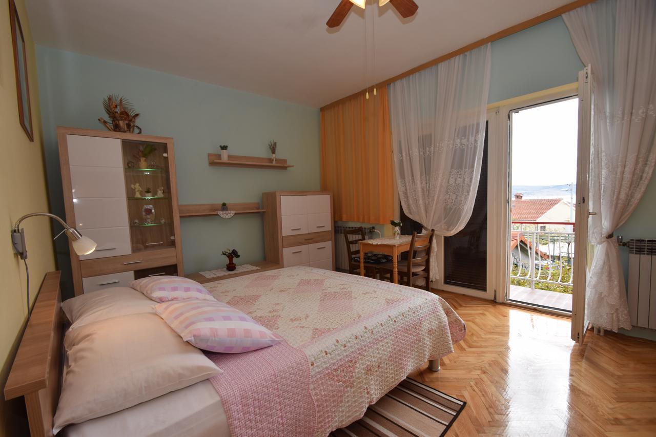 Apartments Mira スタリグラード 部屋 写真