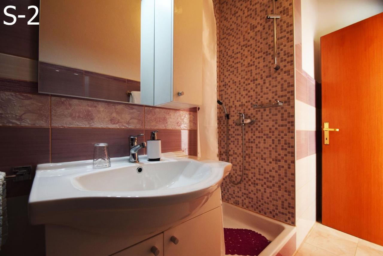 Apartments Mira スタリグラード エクステリア 写真